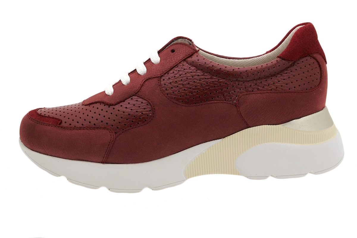 Sneaker Nobuck Rojo 190075