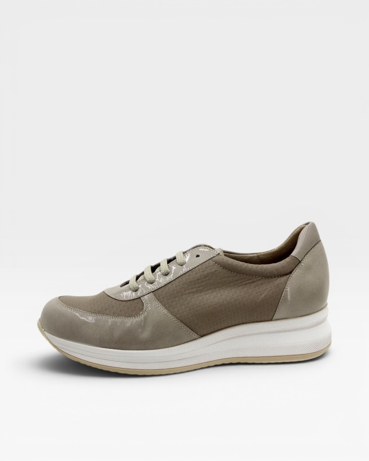 Sneaker Charol Piedra 190762