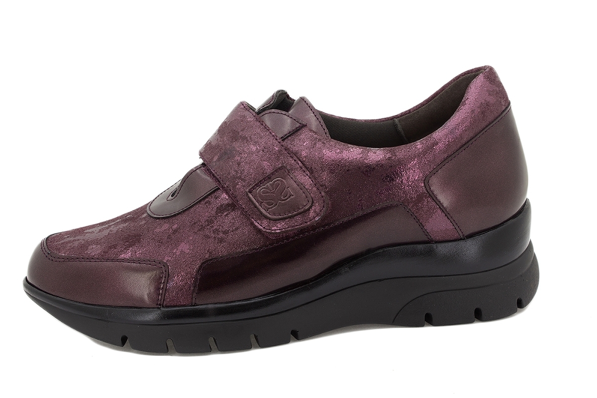 Zapato Tira Ajustable Metal Burdeos 215567