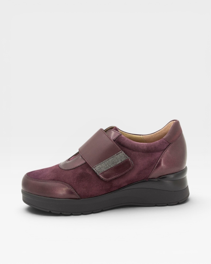 Zapato Tira Ajustable Metal Burdeos 215752