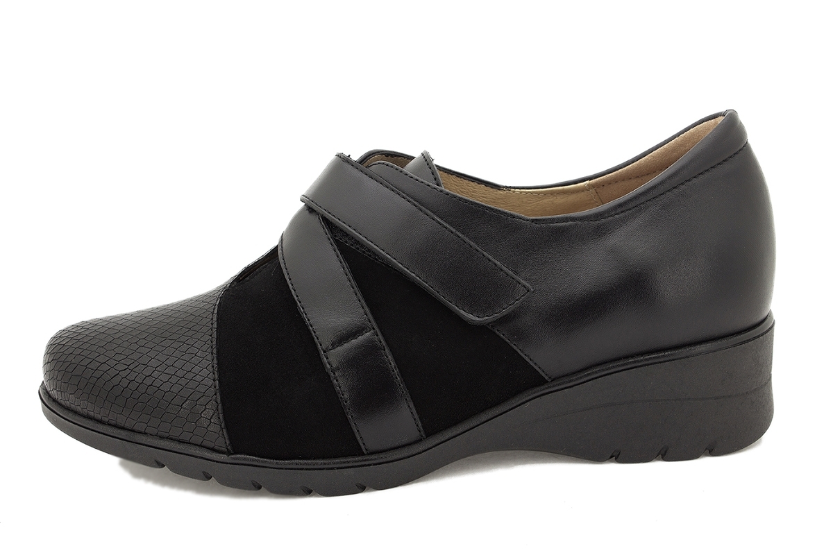 Zapato Tira Ajustable Serpiente Negro 215956