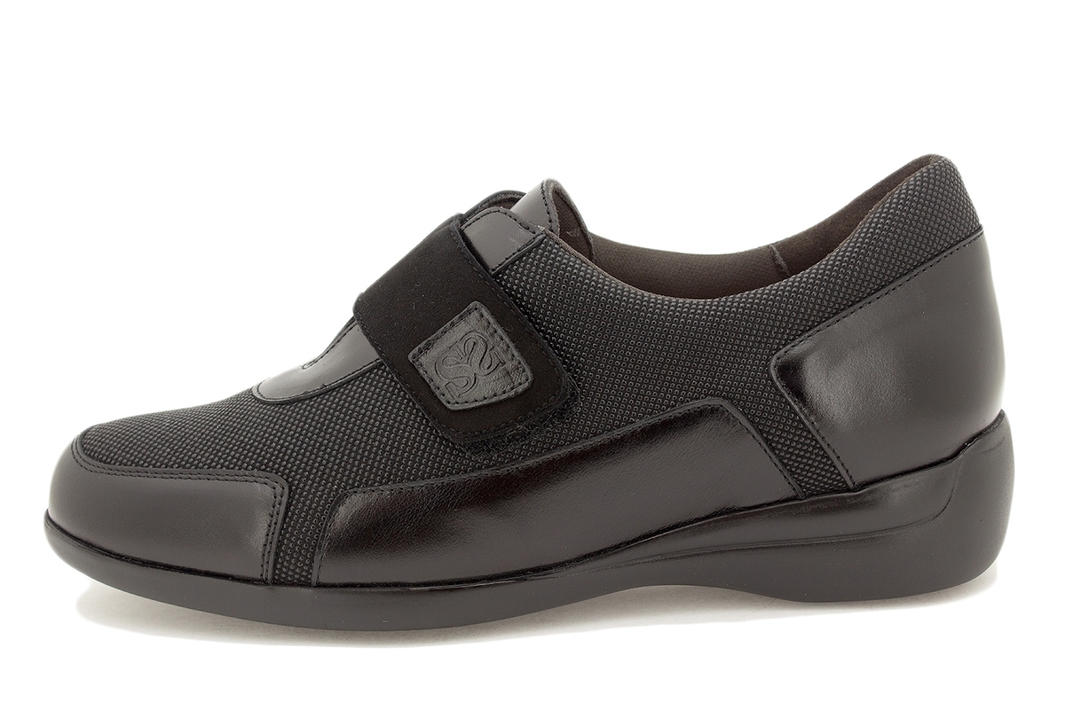 Zapato Tira Ajustable Piel Negro 225578