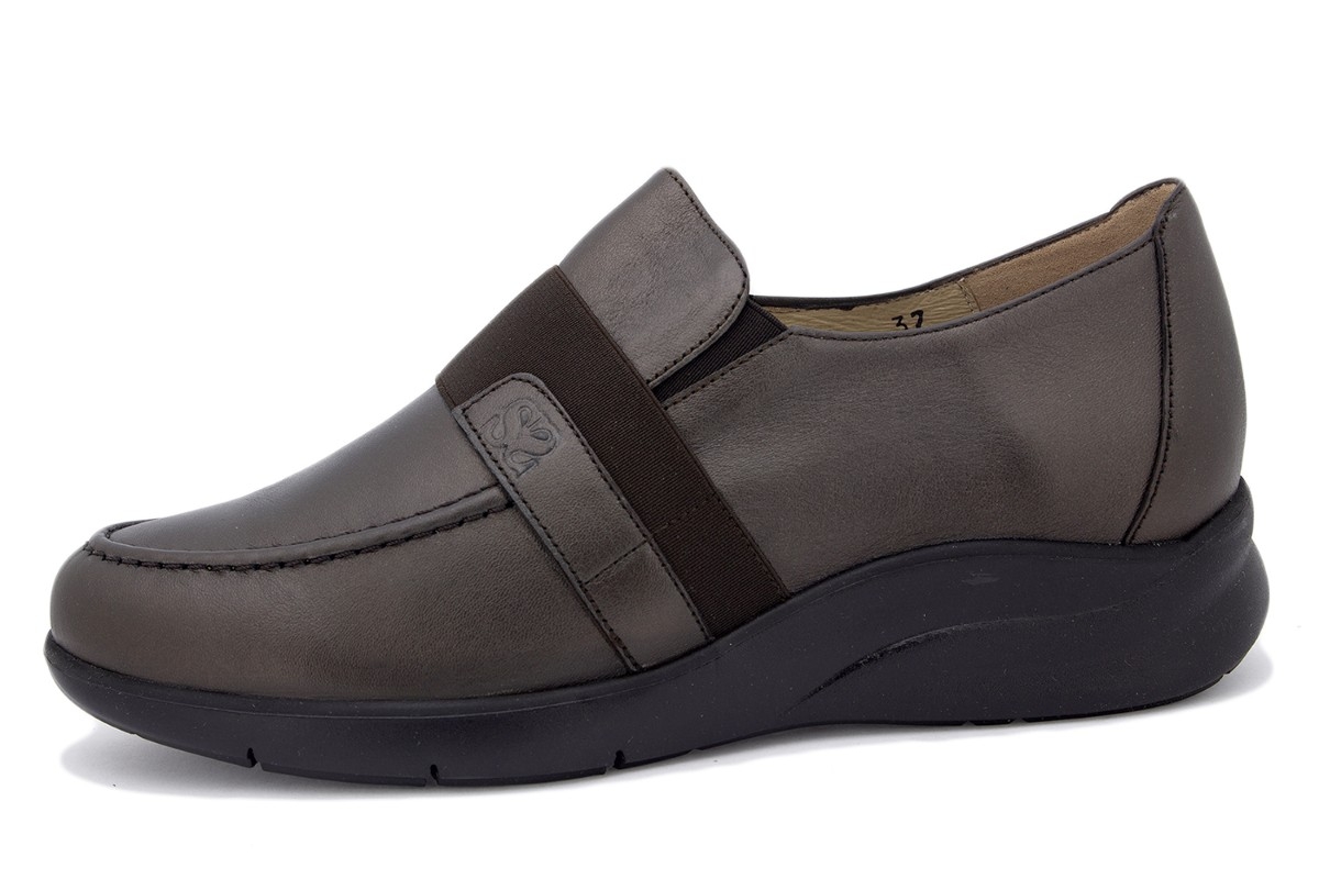 Mocasín Metal Caoba 225618