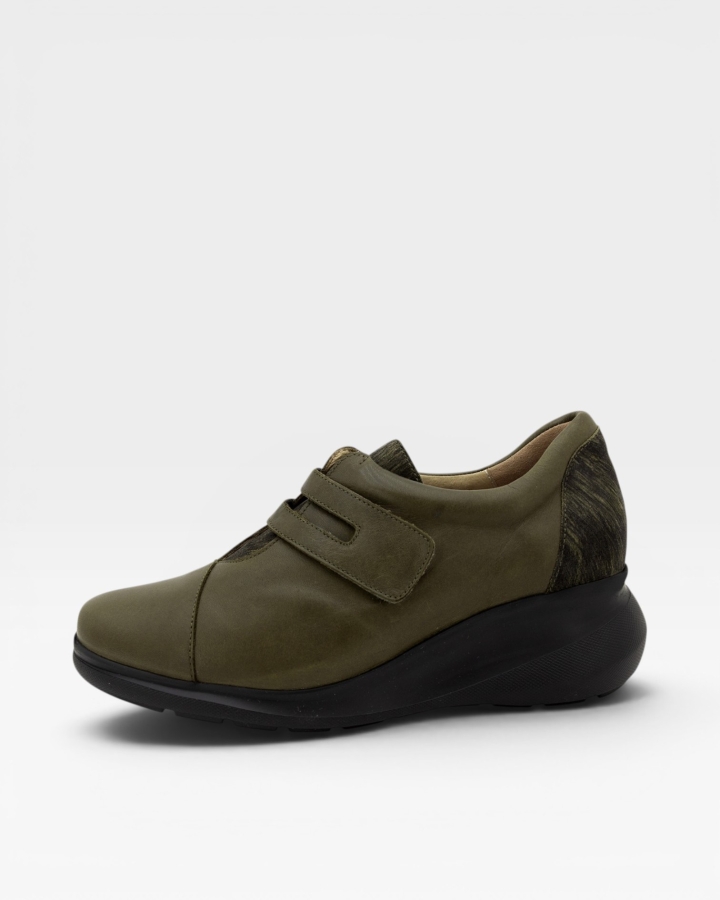 Zapato Tira Ajustable Piel Olive 225828