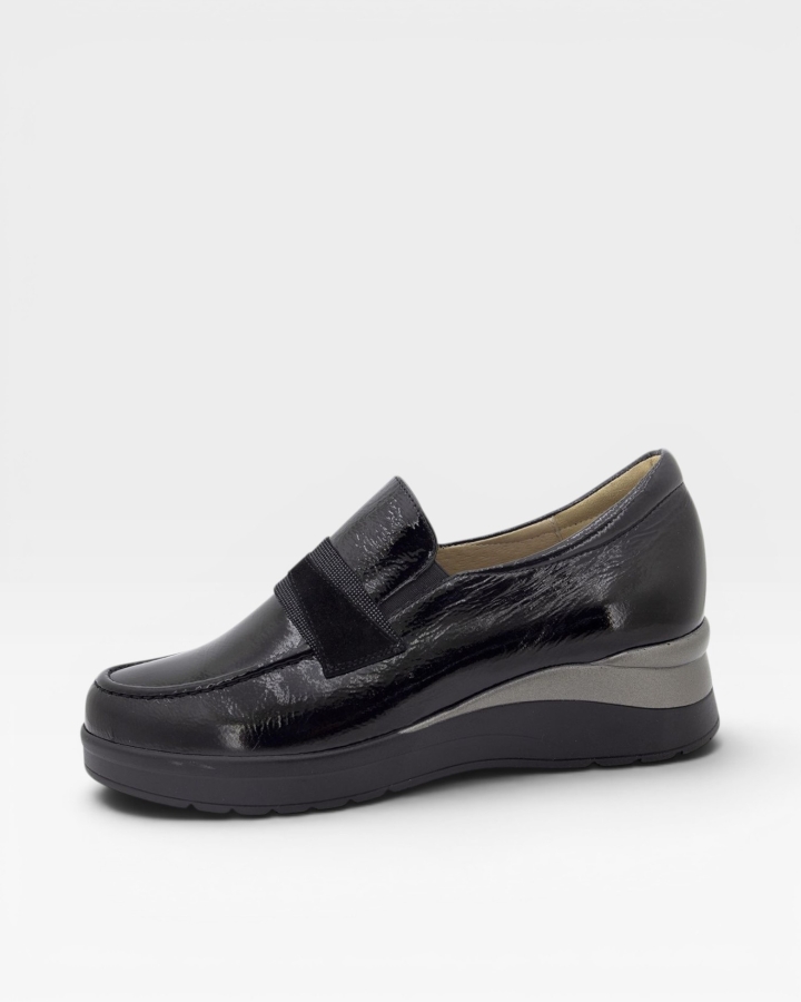 Mocasín Charol Negro 235755