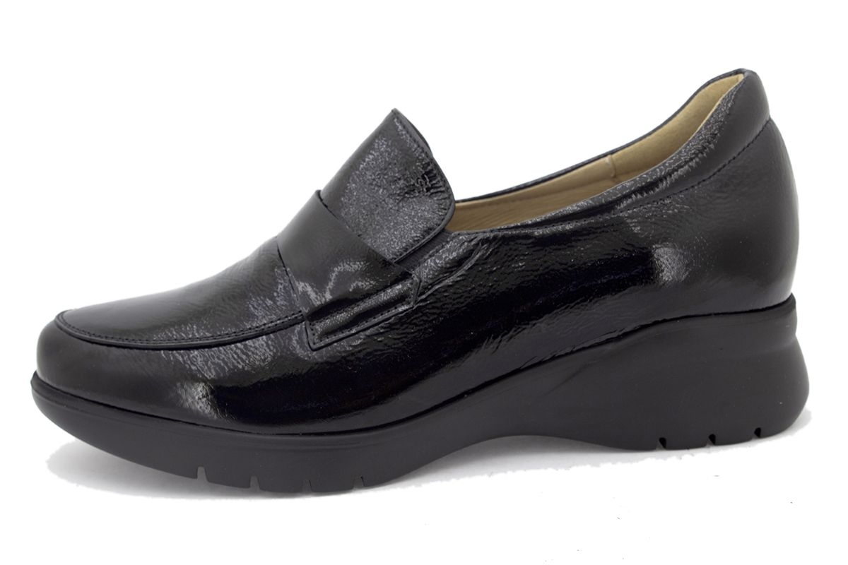Mocasín Charol Negro 235854