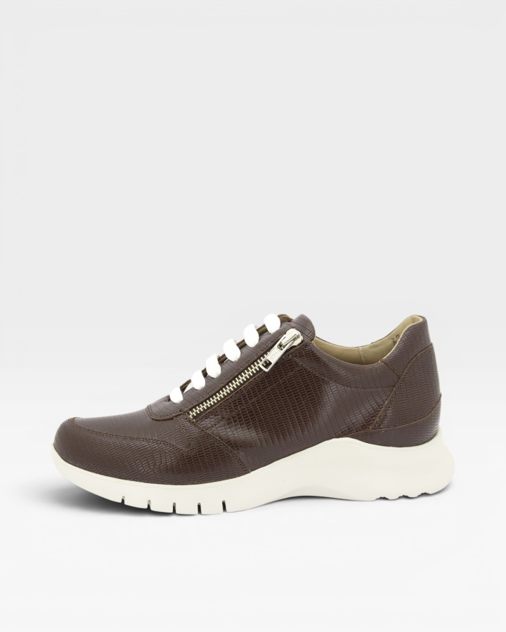 Sneaker Grabado Caoba 240708