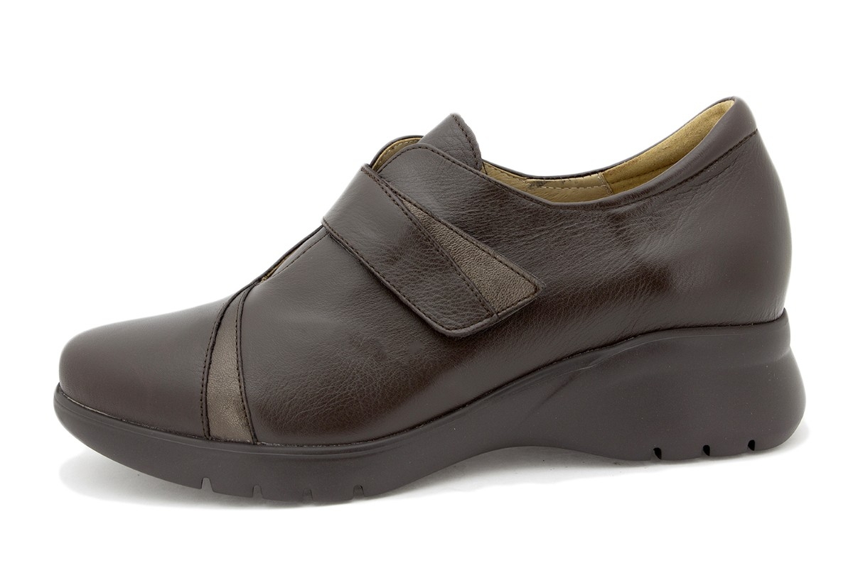 Zapato Tira Ajustable Piel Caoba 245856