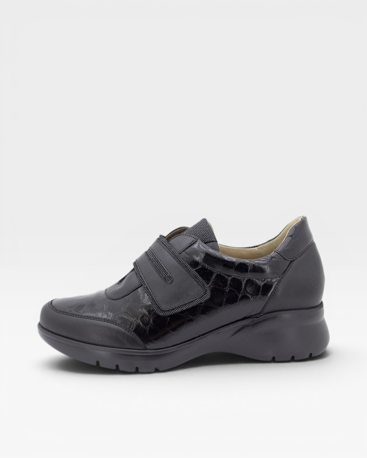 Zapato Tira Ajustable Piel Negro 255852