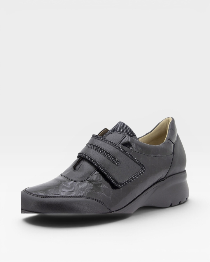 Zapato Tira Ajustable Piel Negro 255852