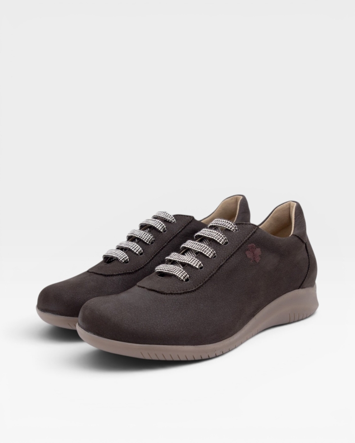 Zapato Respetuoso Nobuck Caoba 255991
